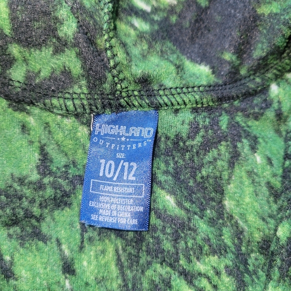 Pajama onsies boys size 10 to 12 - Picture 2 of 3